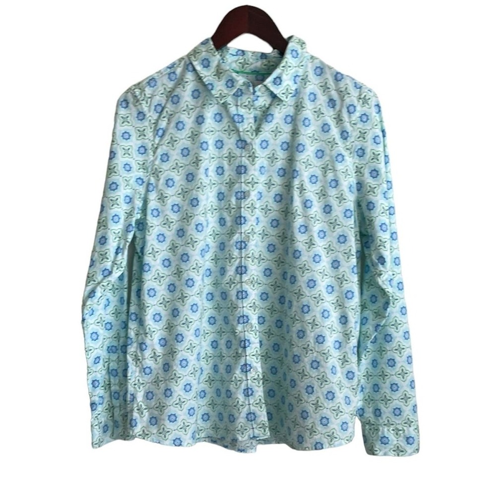 Croft & Barrow Women Cottage Preppy Button Front Top L Blue Geometric Print